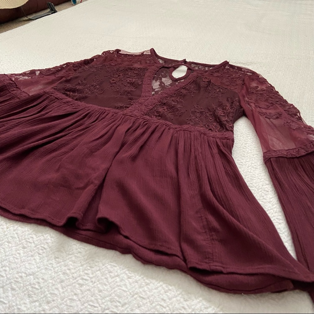 aeo embroidered mesh bell sleeve top - Picture 5 of 10